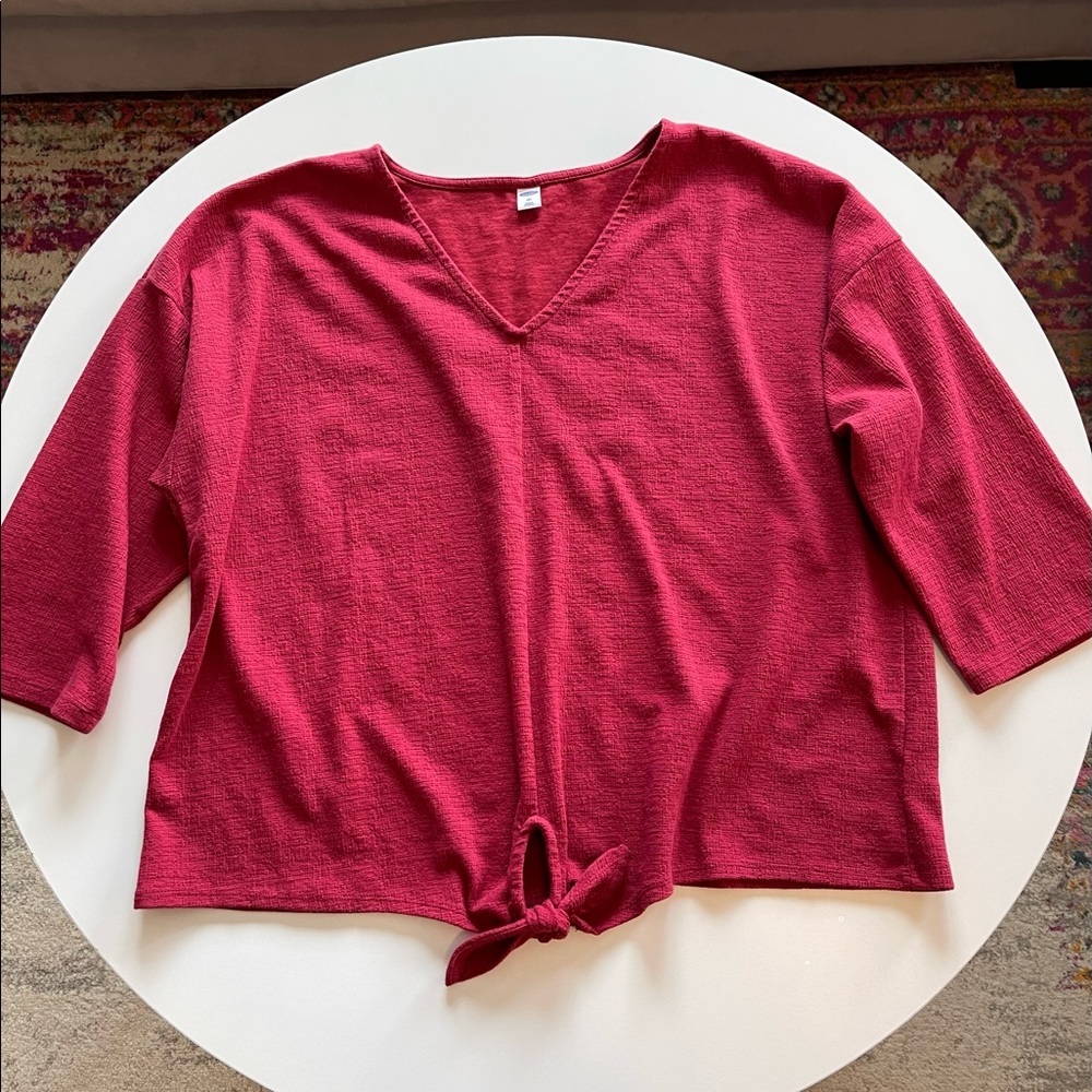 Old Navy 3/4 Sleeve V-Neck Blouse with Bottom Tie